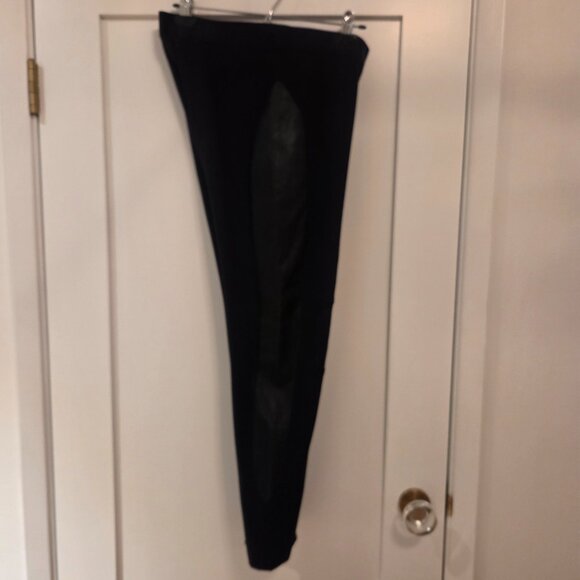 Eli Tahari pants with genuine lamb leather side inserts - Picture 3 of 5